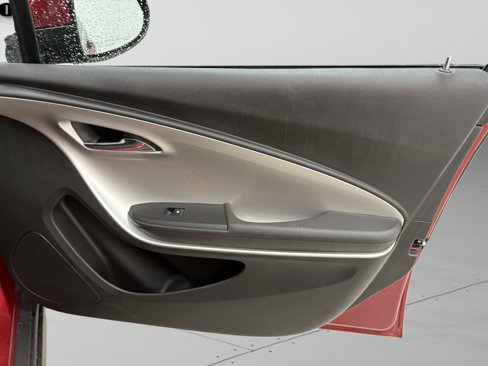Used 2012 Chevrolet Volt Premium w/ Premium Trim Package image 28