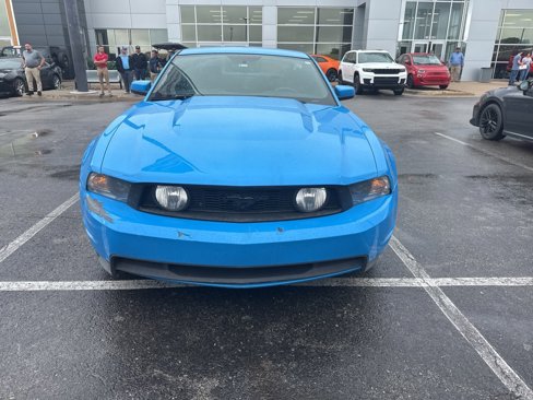 Used 2010 Ford Mustang GT image 2