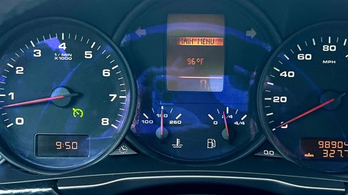 Used 2010 Porsche Cayenne image 18