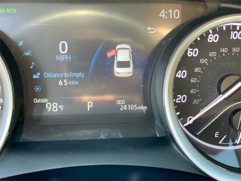 Used 2024 Toyota Camry XLE image 12