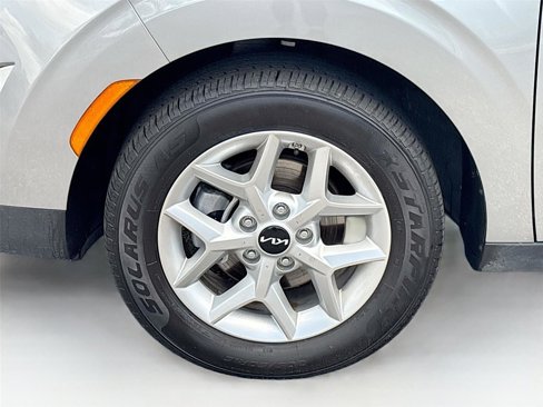 Used 2024 Kia Soul LX w/ Option Group 015 image 32