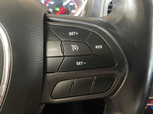 Used 2022 Dodge Charger SXT image 17