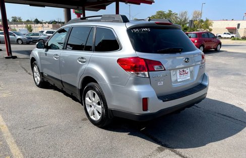 Used 2012 Subaru Outback 2.5i Limited image 4