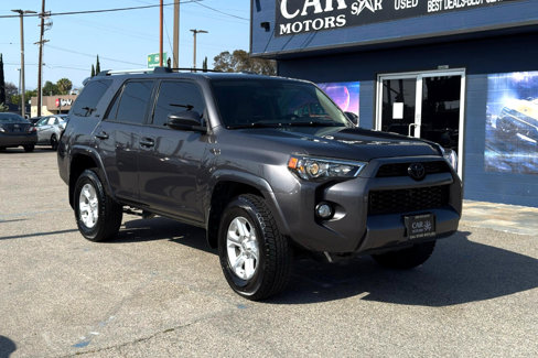 Used 2019 Toyota 4Runner SR5 image 3