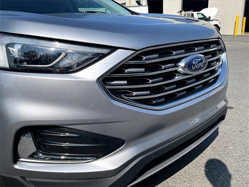 Used 2022 Ford Edge SEL image 29