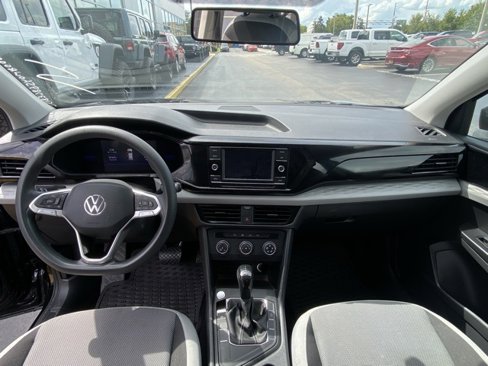 Used 2022 Volkswagen Taos S image 15