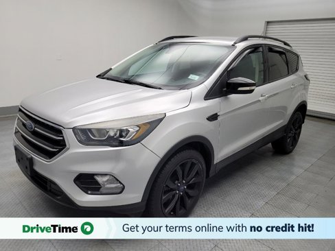 Used 2017 Ford Escape Titanium image 1