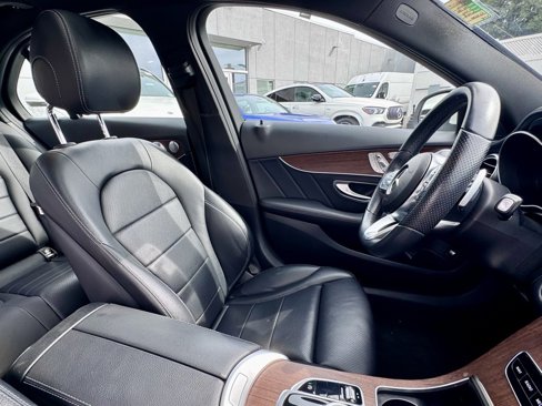 Used 2020 Mercedes-Benz C 300 4MATIC Sedan image 19