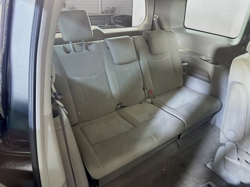 Used 2016 Nissan Quest SV image 12