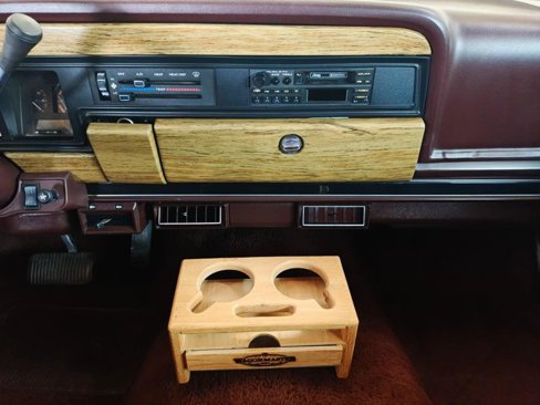 Used 1989 Jeep Grand Wagoneer image 18