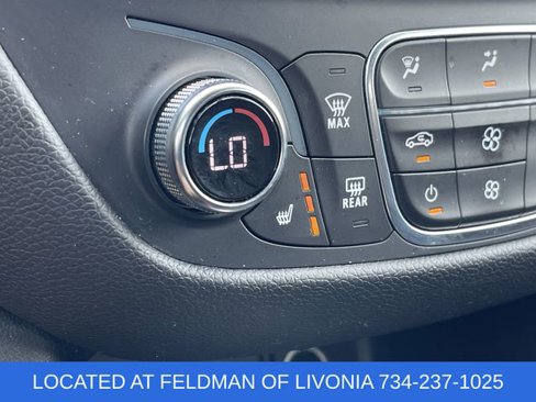 Used 2019 Chevrolet Equinox LT image 34