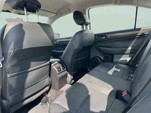 Used 2015 Subaru Legacy 2.5i Limited image 7