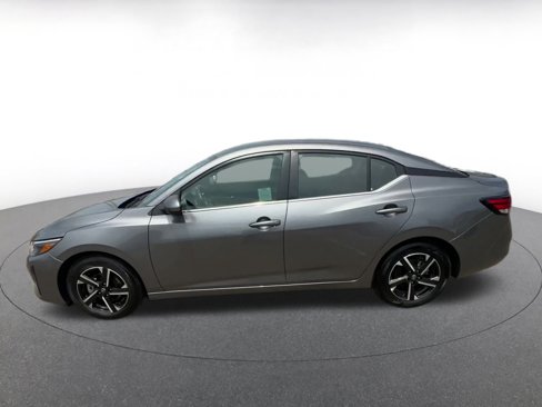 Used 2024 Nissan Sentra SV image 9
