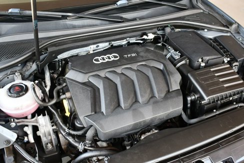 Used 2018 Audi A3 2.0T Premium image 61