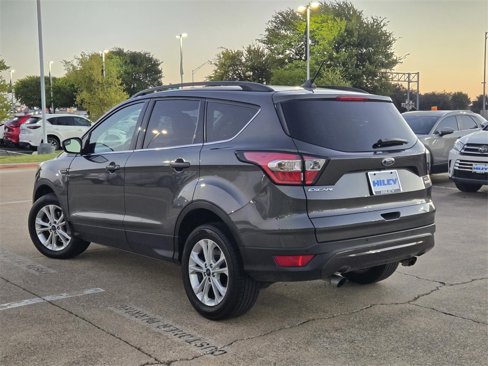 Used 2018 Ford Escape SEL image 3