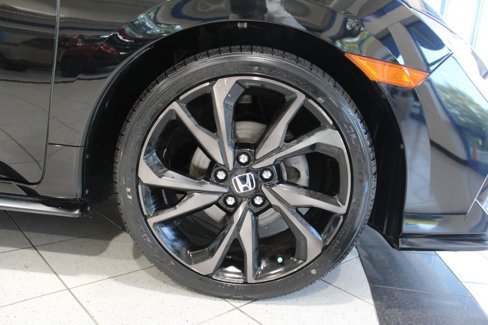 Certified 2018 Honda Civic Sport Touring image 12