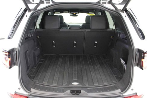 Used 2023 Land Rover Discovery Sport S image 12