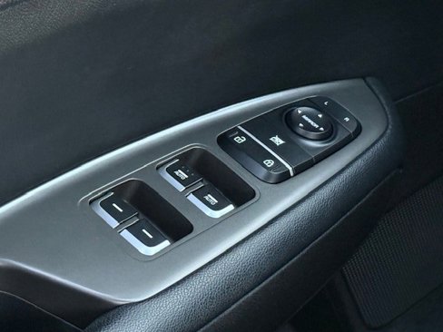 Used 2019 Kia Optima S w/ S Panoramic Sunroof Package image 31