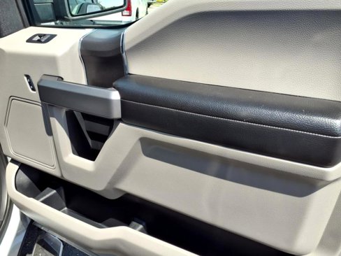 Used 2019 Ford F150 XLT w/ Equipment Group 302A Luxury image 24
