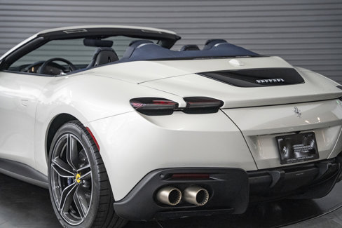 Used 2025 Ferrari Roma Spider image 21
