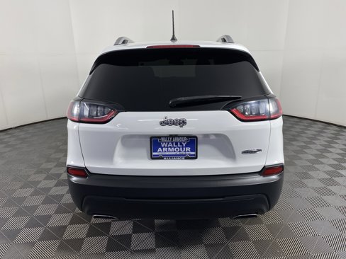 Used 2019 Jeep Cherokee Latitude w/ Popular Appearance Group image 6