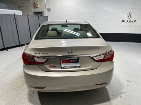 Used 2011 Hyundai Sonata GLS w/ Popular Equipment Pkg 2 image 5