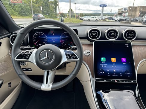 Used 2025 Mercedes-Benz C 300 4MATIC Sedan image 12