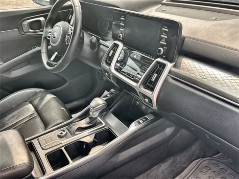 Used 2021 Kia Sorento S image 23