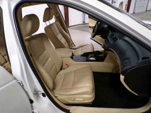 Used 2011 Honda Crosstour EX-L image 15