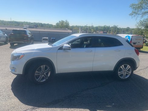 Used 2020 Mercedes-Benz GLA 250 4MATIC image 2