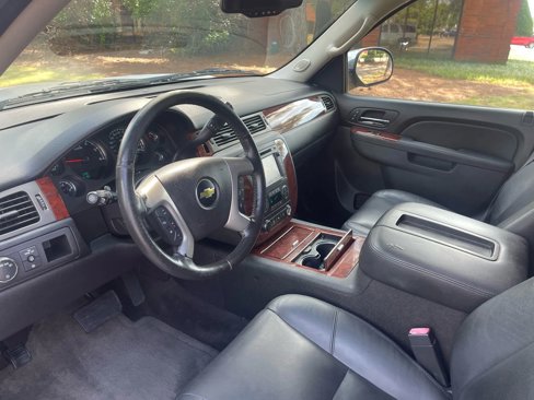 Used 2013 Chevrolet Tahoe LTZ image 11