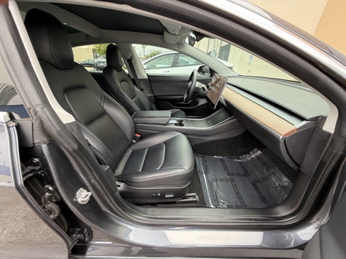 Used 2018 Tesla Model 3 Mid Range image 28