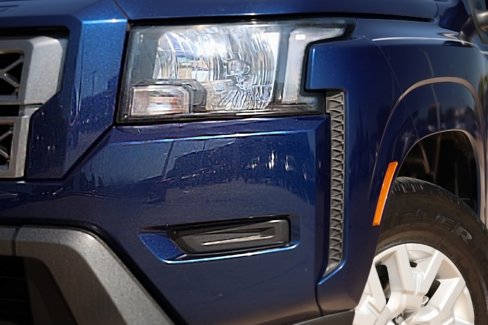 Used 2022 Nissan Frontier SV image 9