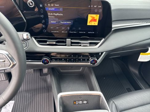 New 2026 Chevrolet Equinox LT w/ Convenience Package II image 20