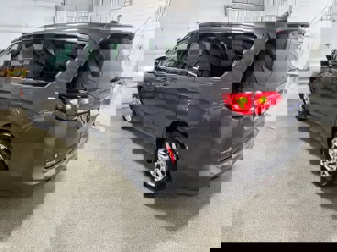 Used 2023 Chrysler Voyager LX image 6