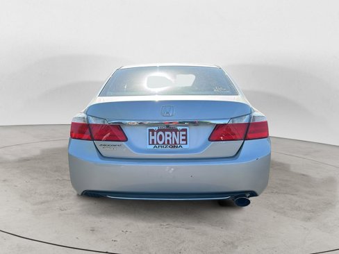 Used 2015 Honda Accord EX image 5