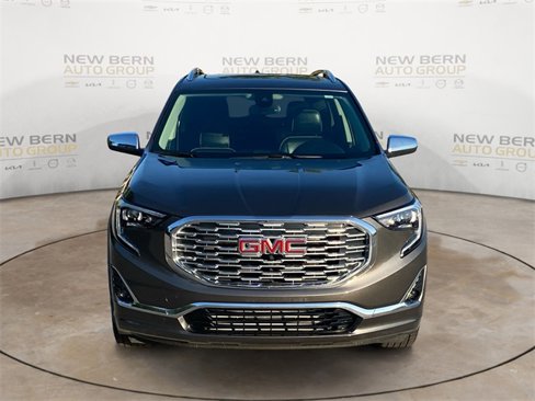 Used 2019 GMC Terrain Denali w/ Driver Alert Package II image 8