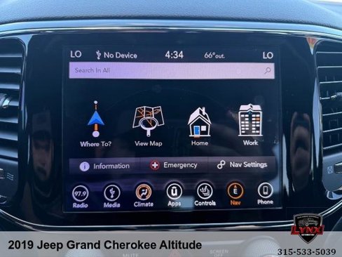 Used 2019 Jeep Grand Cherokee Altitude image 21