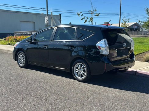 Used 2013 Toyota Prius V Two image 3