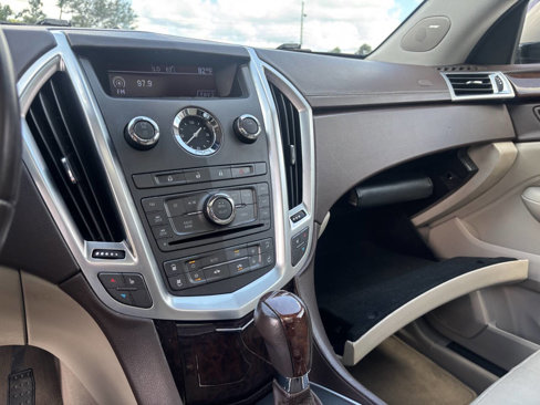 Used 2010 Cadillac SRX Luxury image 13