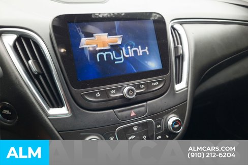 Used 2016 Chevrolet Malibu LT w/ Leather Package image 9