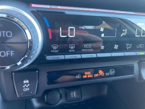 New 2025 Toyota RAV4 XLE image 19