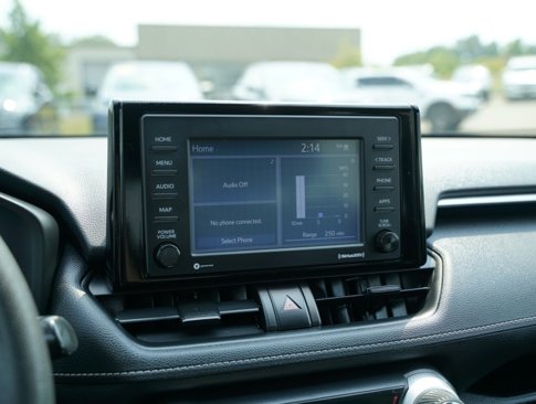 Used 2021 Toyota RAV4 XLE image 14