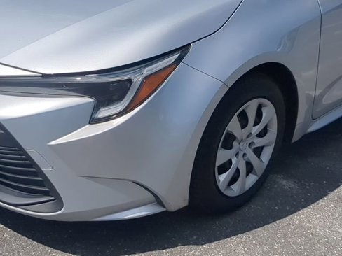 Used 2024 Toyota Corolla LE image 10