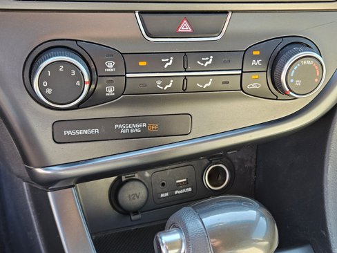 Used 2015 Kia Optima LX image 23