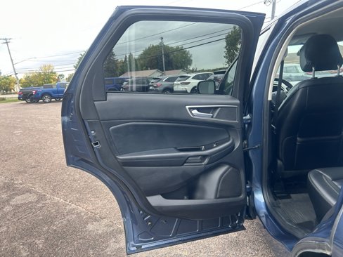 Used 2019 Ford Edge SEL w/ Equipment Group 201A image 15