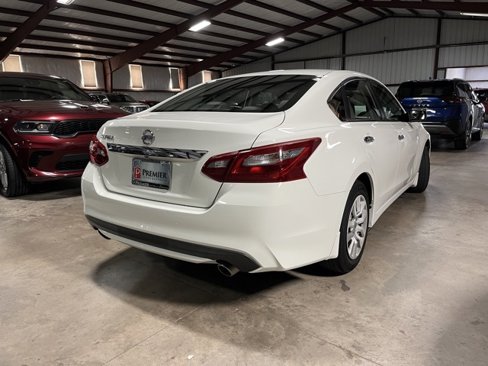 Used 2018 Nissan Altima 2.5 S w/ S Convenience Package image 6