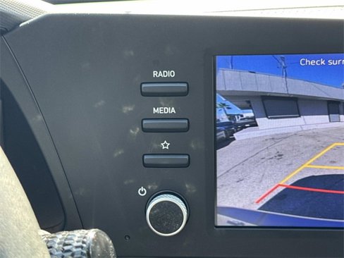 Used 2021 Hyundai Elantra SEL image 28