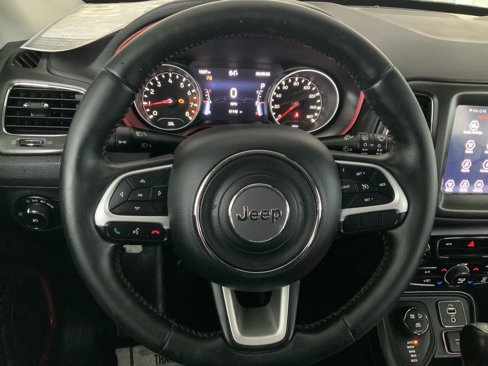 Used 2018 Jeep Compass Trailhawk image 19
