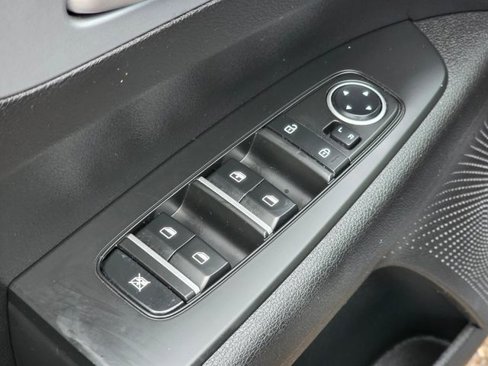 Used 2023 Kia Forte LXS w/ LXS Technology Package image 22